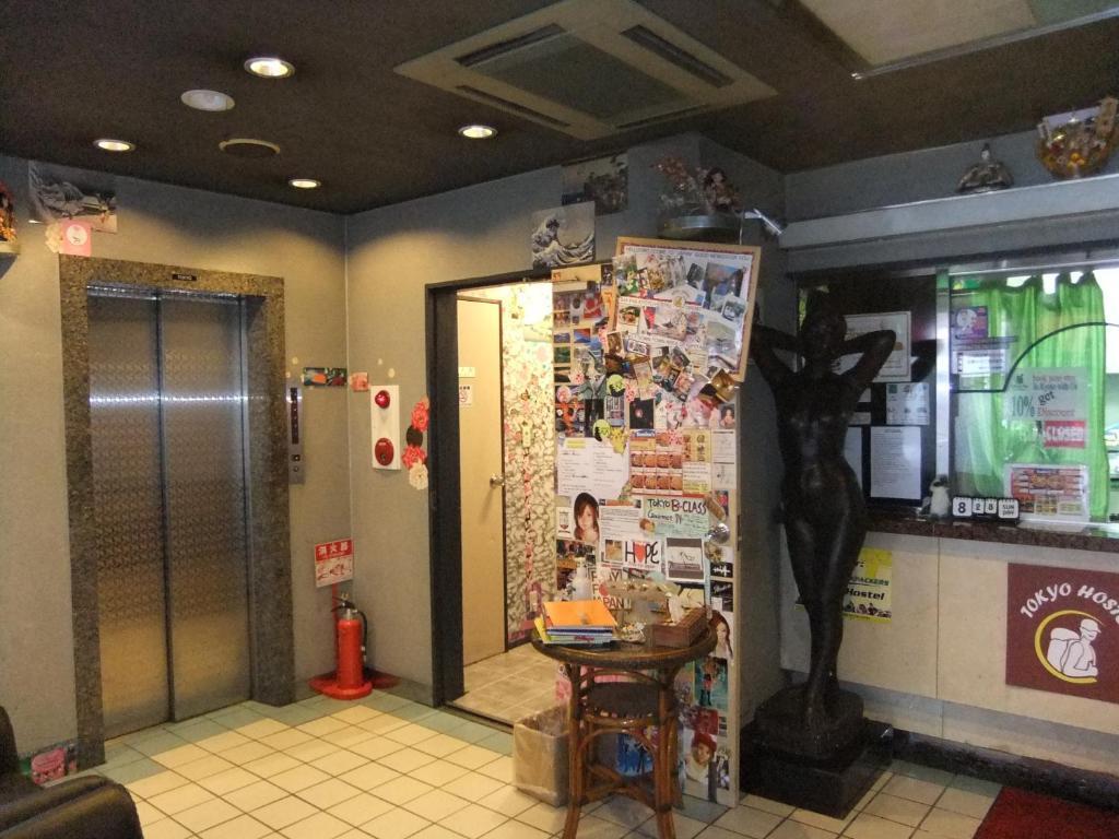 Family & Bakpak Tokyo Hostel Exterior photo